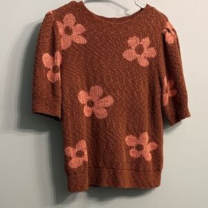 Sonoma Rust Brown Short-Sleeve Crewneck Sweater with Pink Floral Intarsia